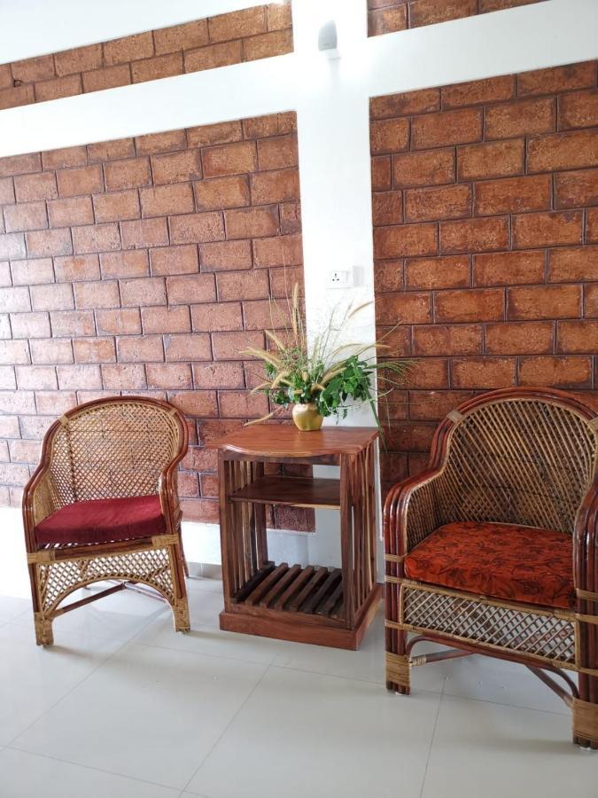 Dr Nisha'S Vedic Remedies Thiruvananthapuram ภายนอก รูปภาพ